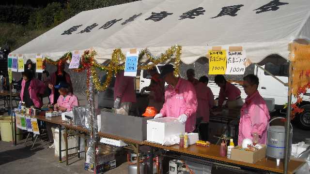 ドリンク、焼き鳥、フランク、スープすべて１００円