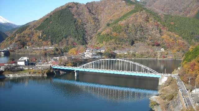 上から見た大仏大橋