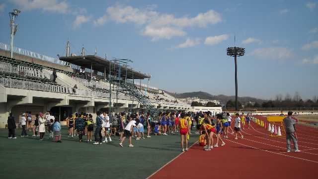 ゴール後の中学生