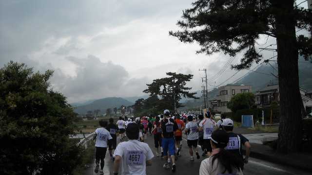 道路に出ました