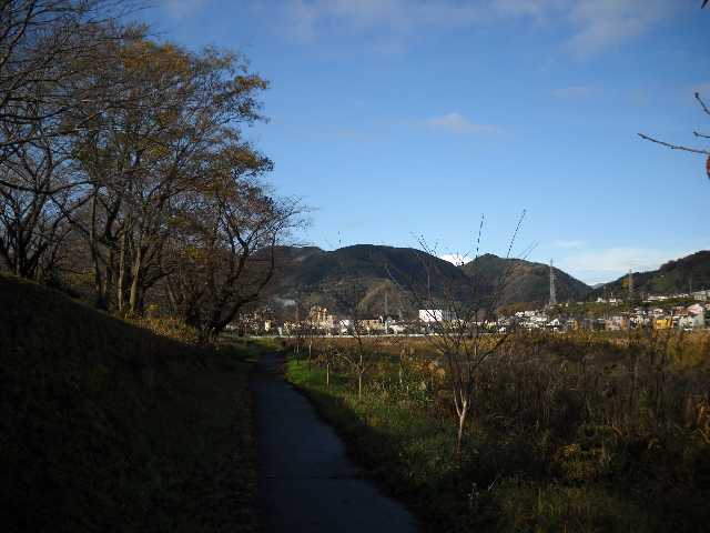 富士山の頭が見えます